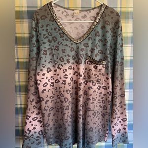 Boutique purchased top accented w gold sequins. top by 7th Ray in size XL.